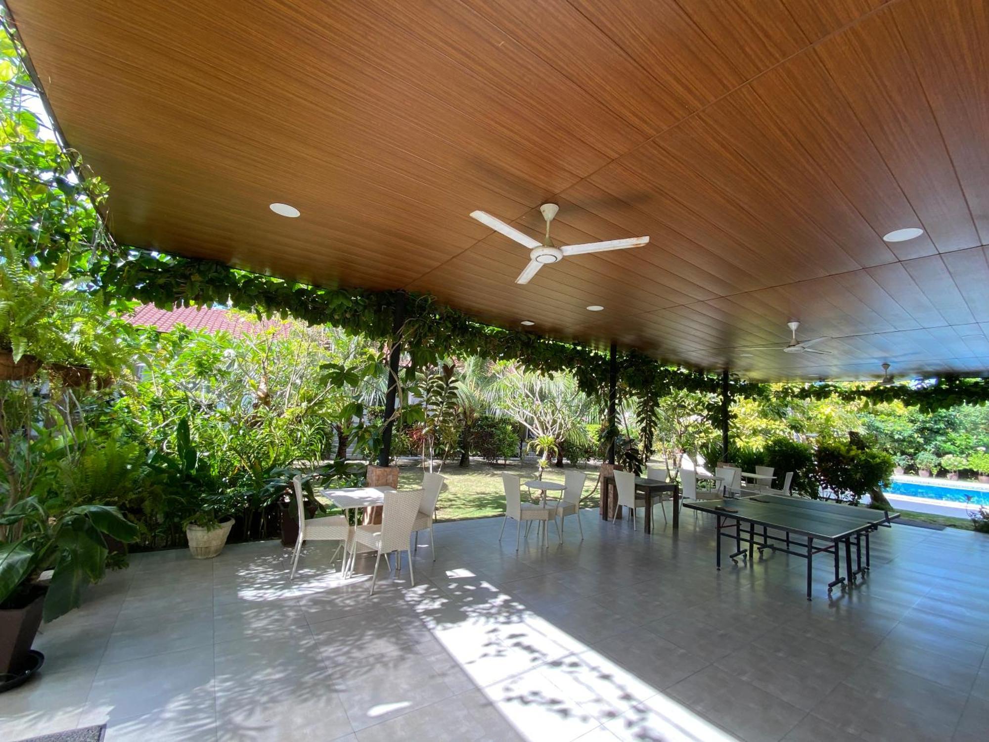 Vivo Siargao Hotel General Luna  Exterior photo